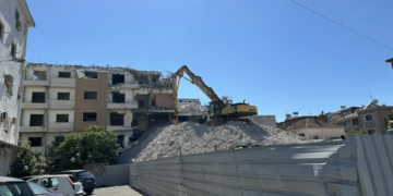 Rindërtimi i 9 pallateve në lagjen 5 në Durrës, premtim i pambajtur
