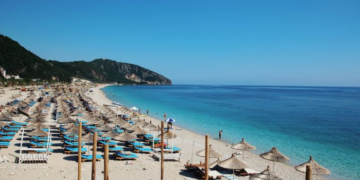 Media italiane përzgjedh Dhërmiun mes 20 destinacioneve për vjeshtën
