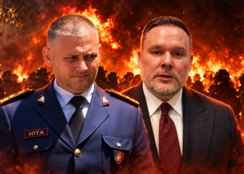 A po e shfrytëzon Ervin Demo protestën për të larë duart me Skënder Hitën? Mesazhet e mbrëmshme dhe përplasja pas kuintave