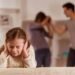 Fëmijët me prindër problematikë do të çohen në familje kujdestare, kriteret
