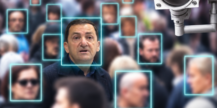 Kamera për njohje fytyre në rrugë, Vangjel Tavo drejt një “Big Brother” në Himarë. Kush do t’i administrojë të dhënat?