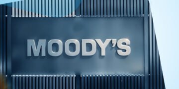 Moody’s vlerëson pozitivisht pozicionin financiar të holdingut hungarez 4iG që zotëron One Albania