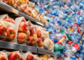Nga shampot në hotele te shishet plastike, qeset e frutave dhe gotat në kafene, revolucioni që do të ndodhë me paketimet plastike sipas ligjit të ri