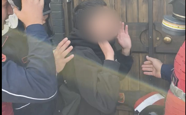 Policia, thirrje prindërve: Ruani fëmijët nga dhuna!