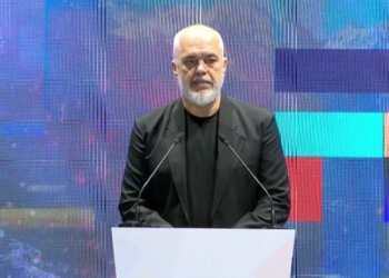 Rama: Nga turizmi masiv drejt atij elitar, Shqipëria duhet të rrisë cilësinë