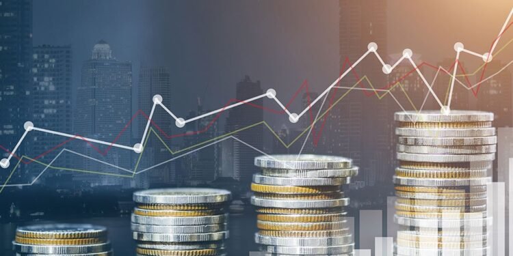Rritja ekonomike penalizon të varfrit: numri i familjeve që marrin ndihmë ekonomike ra 21% në 3 vjet